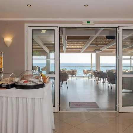 Anemona Aparthotel Argassi