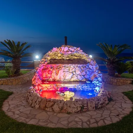 Ξενοδοχείο με διαμερίσματα Anemona 2*